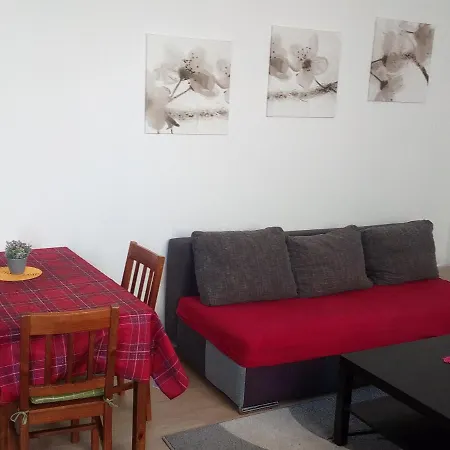 Apartman Stefanikova Zlin Exterior photo
