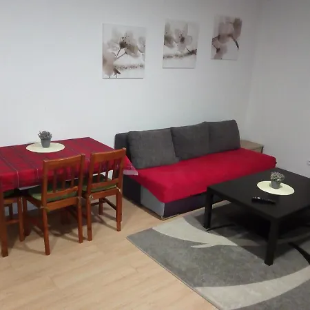 Apartman Stefanikova Zlin Exterior photo